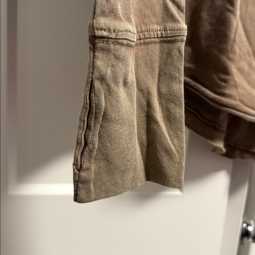 NEW [Zella] Relaxed Washed 2.0 Long Sleeve Athletic Slub Tee Olive Women’s Small - Picture 7 of 11